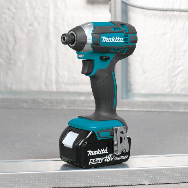 Makita DTD152SAX7 18V LXT 1/4" Impact Driver Kit - Image 4