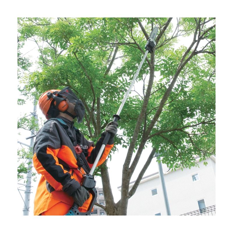 Makita DUA250Z 8ft - 18Vx2 LXT 10in Pole Chain Saw - Image 3