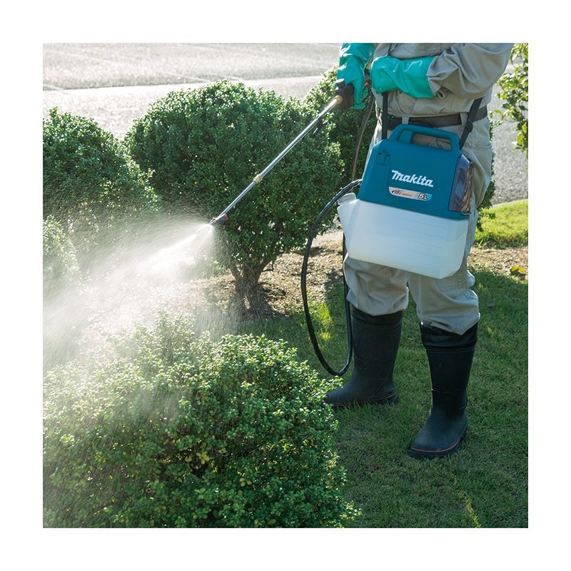 Makita DUS054RF Cordless Sprayer - Image 2