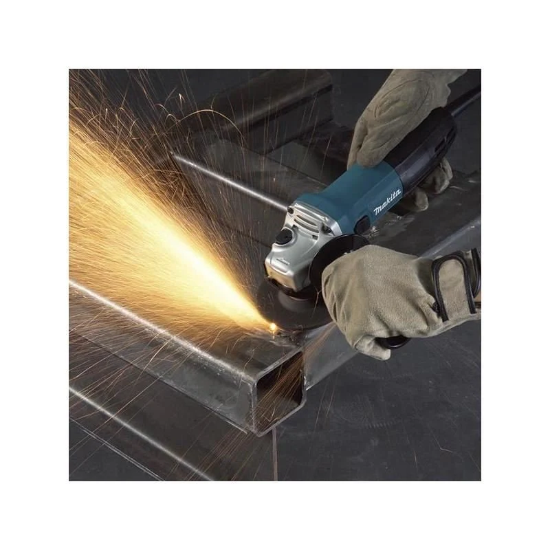 Makita | GA4030K 4" Angle Grinder - Image 2