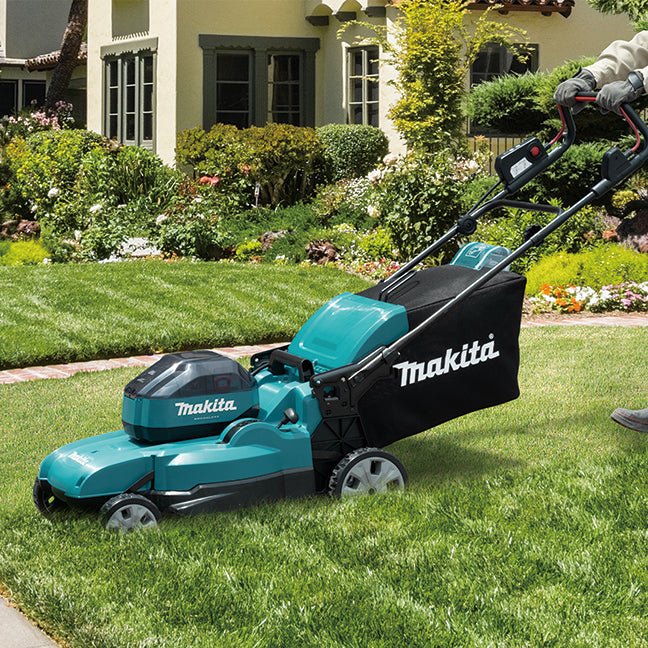 Makita LM002JM101 64Vmax Brushless 21" Lawn Mower Kit - Image 2