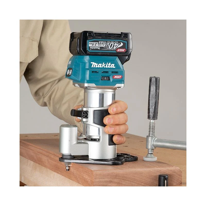 Makita RT001GD101 40V max XGT Brushless Cordless Compact Router w/ AWS XPT (2.5 Ah Kit) - Image 3