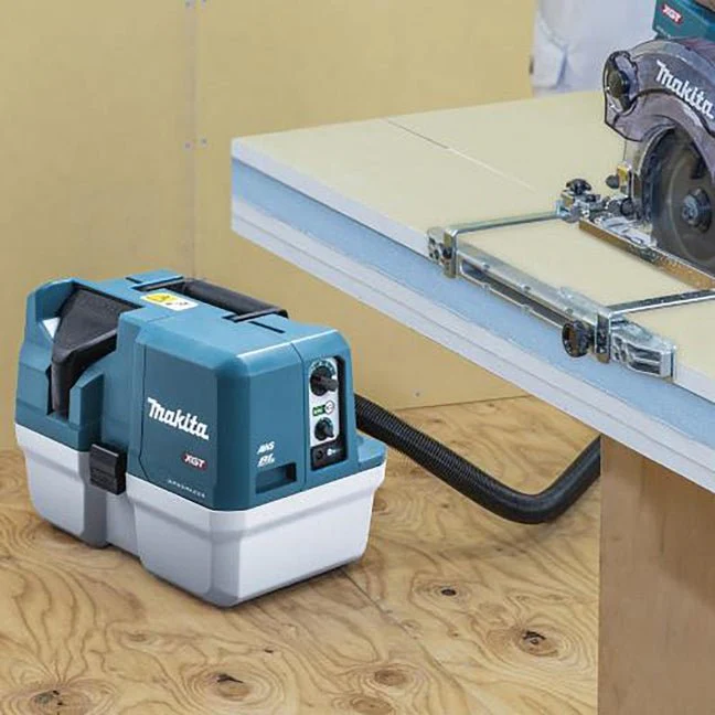 Makita VC013GLZ01 40Vmax XGT Brushless 7.5 L Wet/Dry Vacuum Cleaner - Image 3