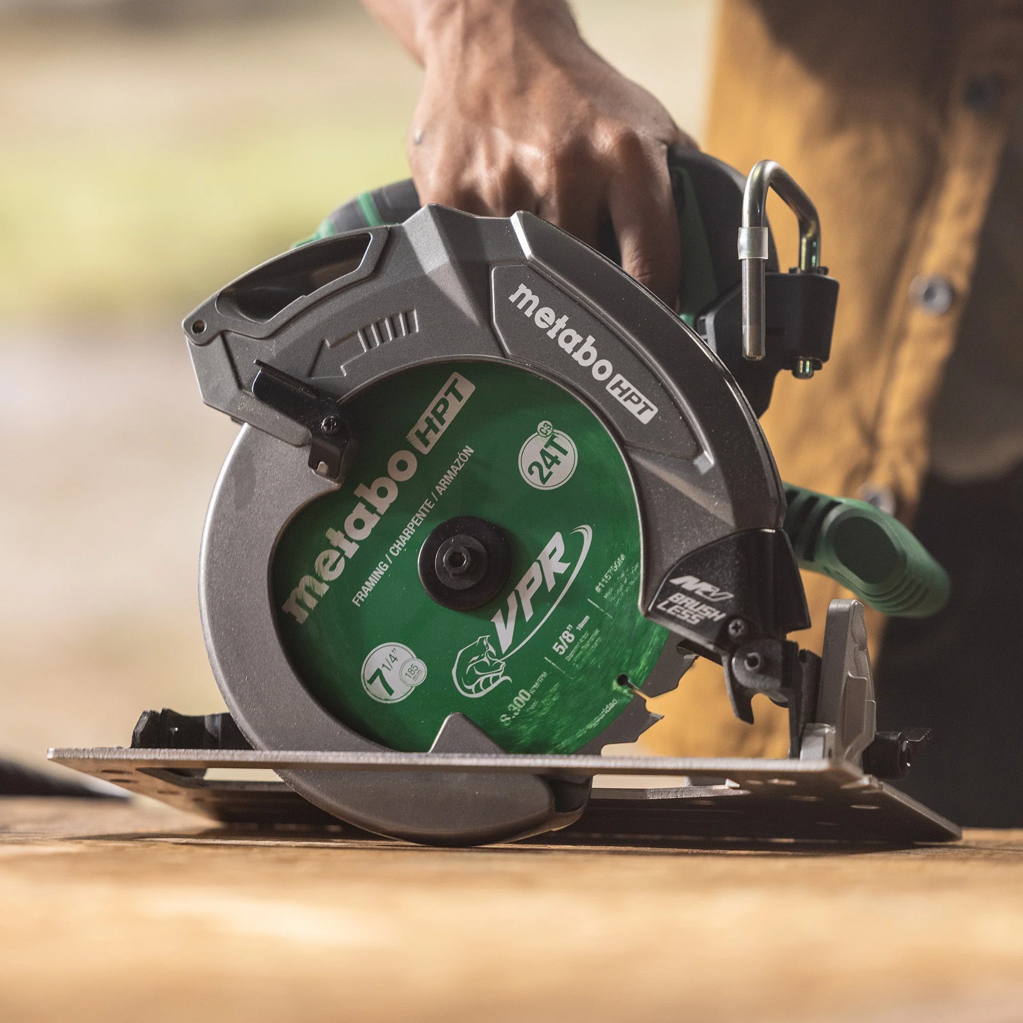 Metabo HPT C3607DBQ4M 36V MultiVolt™ 7-1/4" Circular Saw w/ Torque Boost Technology (Tool Body Only) - Image 3
