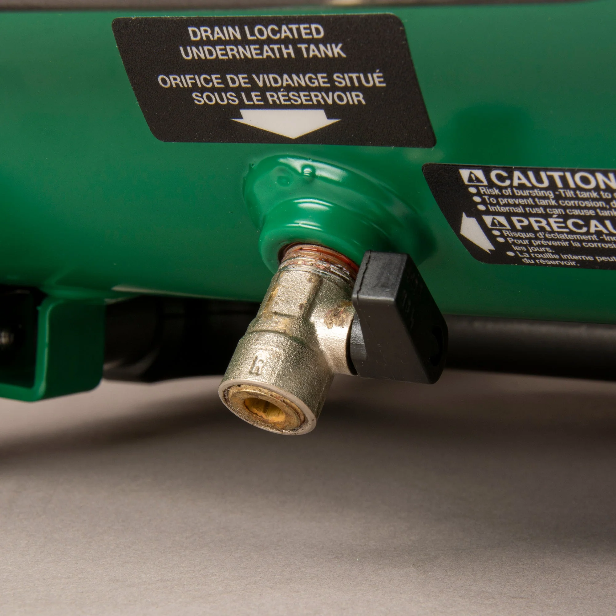metabo HPT EC36DAQ4 36V MultiVolt 2 Gallon Cordless Air Compressor (Tool Body Only) - Image 4