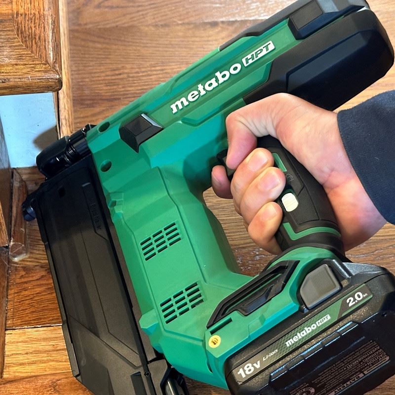 metabo HPT NT1850DGM 18v Multivolt 18-Gauge Compact Brad Nailer - Image 5