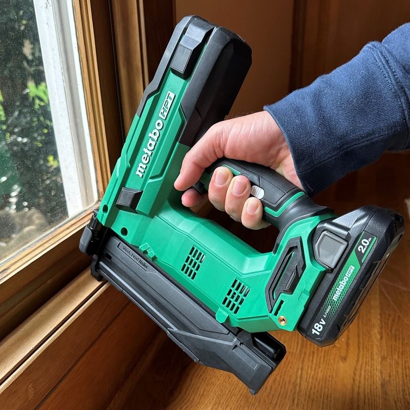 metabo HPT NT1850DGM 18v Multivolt 18-Gauge Compact Brad Nailer - Image 6