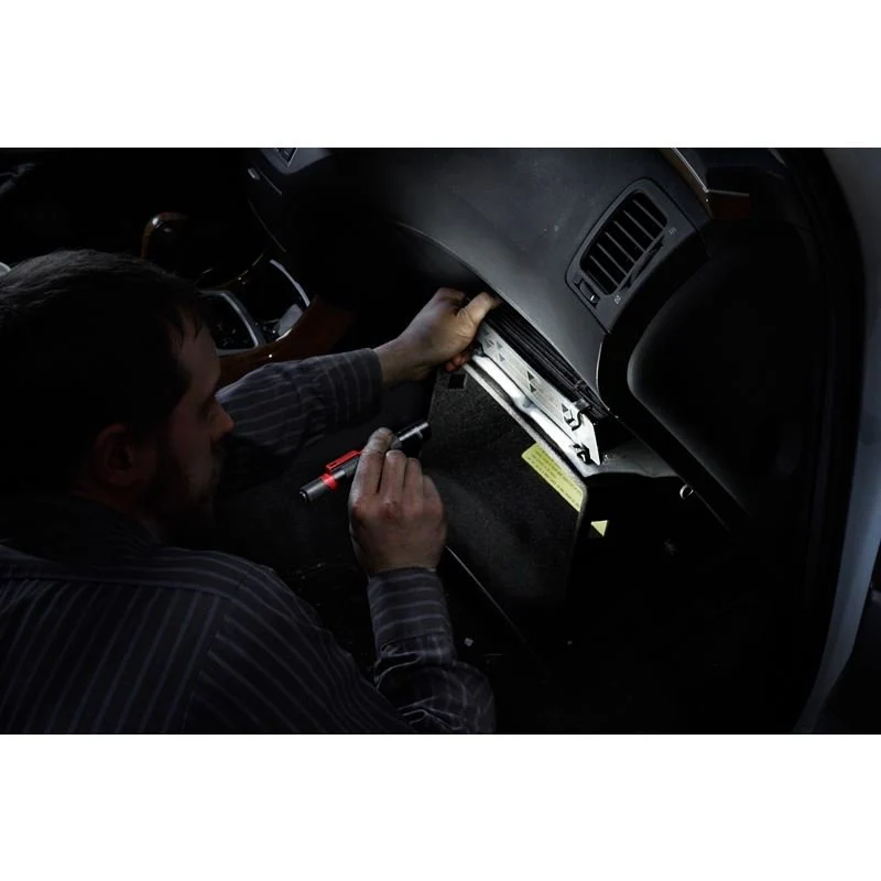Milwaukee 2105 Penlight - Image 10
