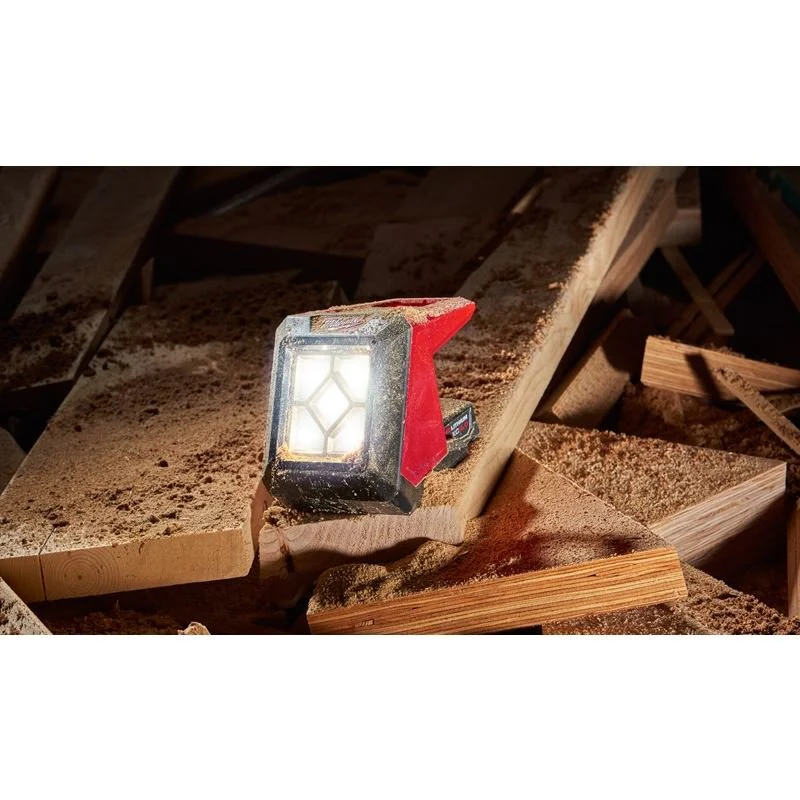 Milwaukee 2364-20 M12 Compact Flood Light - Image 8