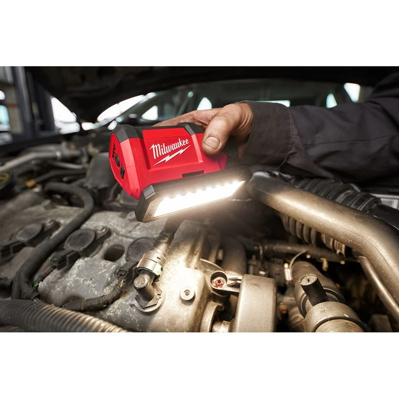 Milwaukee 2367-20 M12 ROVER Service & Repair Flood Light w/ USB Charging - Image 3