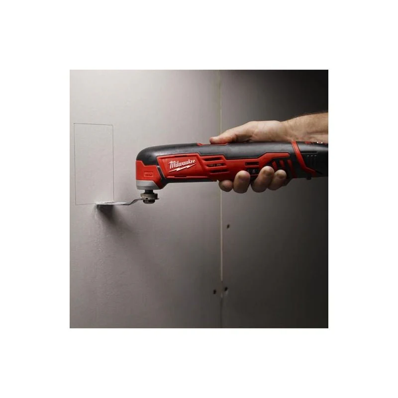 Milwaukee 2426-21 M12 Cordless LITHIUM-ION Multi-Tool Kit - Image 5