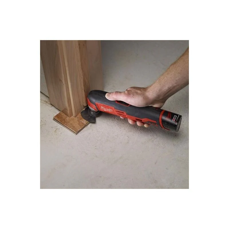 Milwaukee 2426-22 M12 Cordless LITHIUM-ION Multi-Tool Kit - Image 10