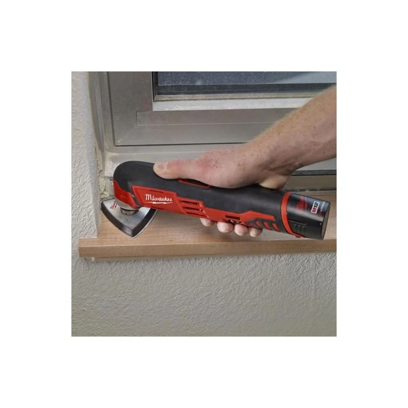Milwaukee 2426-22 M12 Cordless LITHIUM-ION Multi-Tool Kit - Image 11