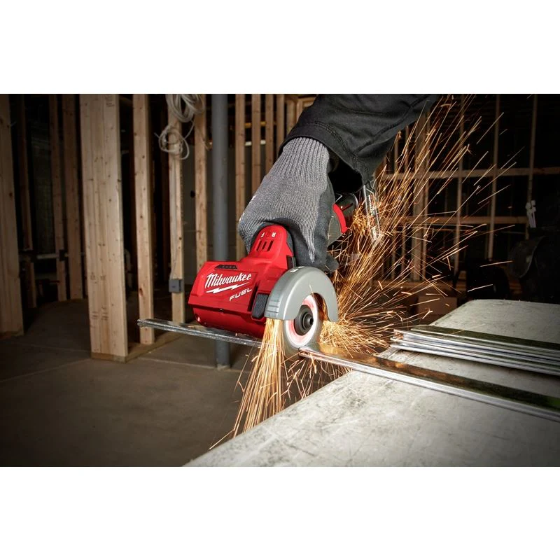 Milwaukee 2522-21XC 3" Compact Cut Off Tool - Kit - Image 4