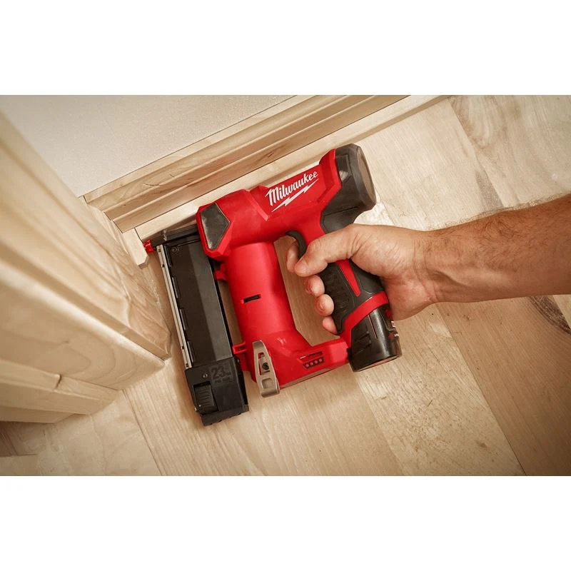 Milwaukee 2540-20 M12 23 Gauge Pin Nailer - Image 4