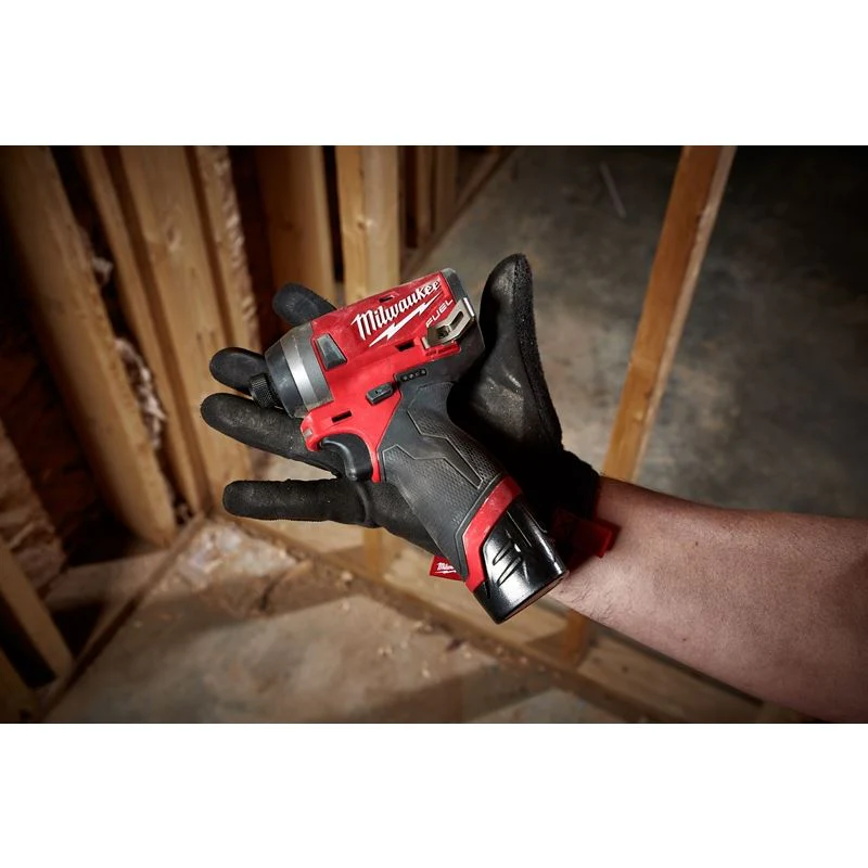 Milwaukee 2553-22 M12 FUEL 1/4" Hex Impact Driver Kit - Image 4