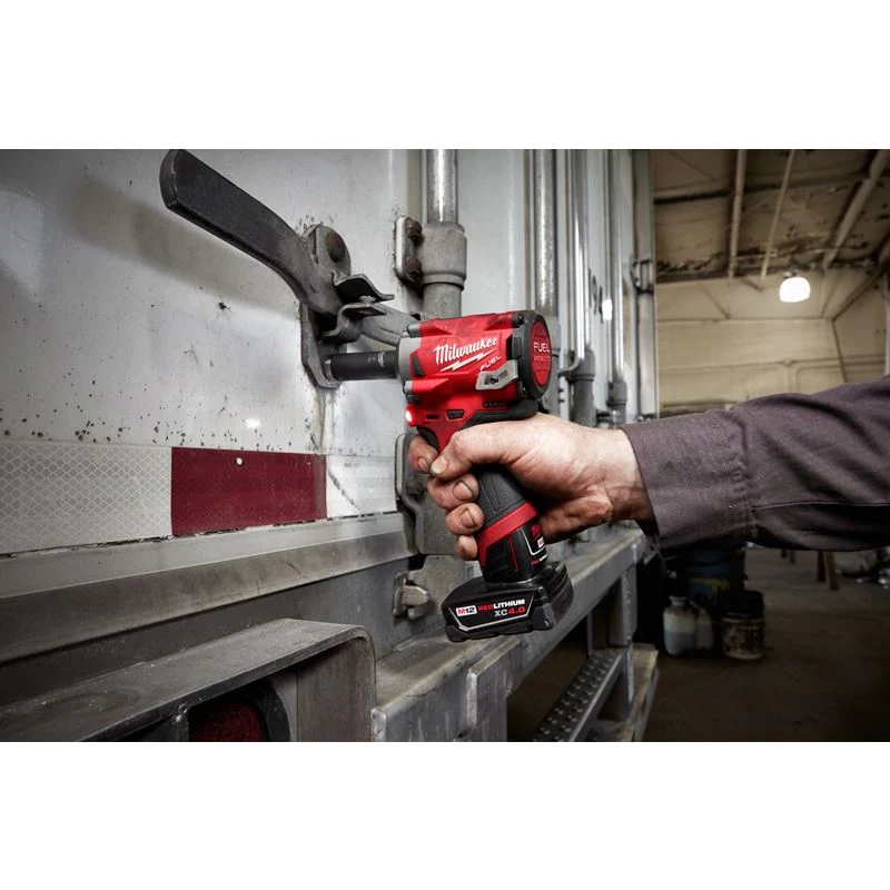 Milwaukee 2555P-22 M12 FUEL 1/2 Stubby Impact Wrench w/ Pin Detent Kit - Image 7