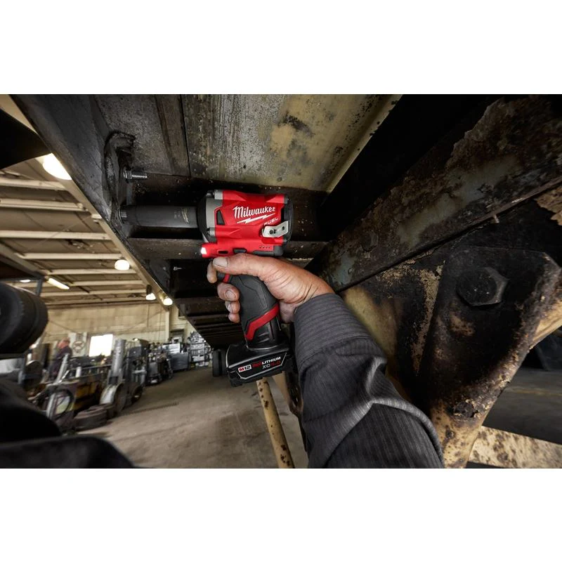 Milwaukee 2555P-22 M12 FUEL 1/2 Stubby Impact Wrench w/ Pin Detent Kit - Image 8