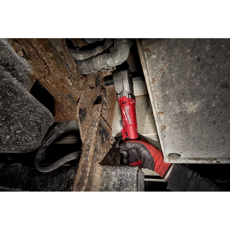 Milwaukee 2565-22 M12 FUEL 1/2in Right Angle Impact Wrench w/ Friction Ring Kit - Image 3