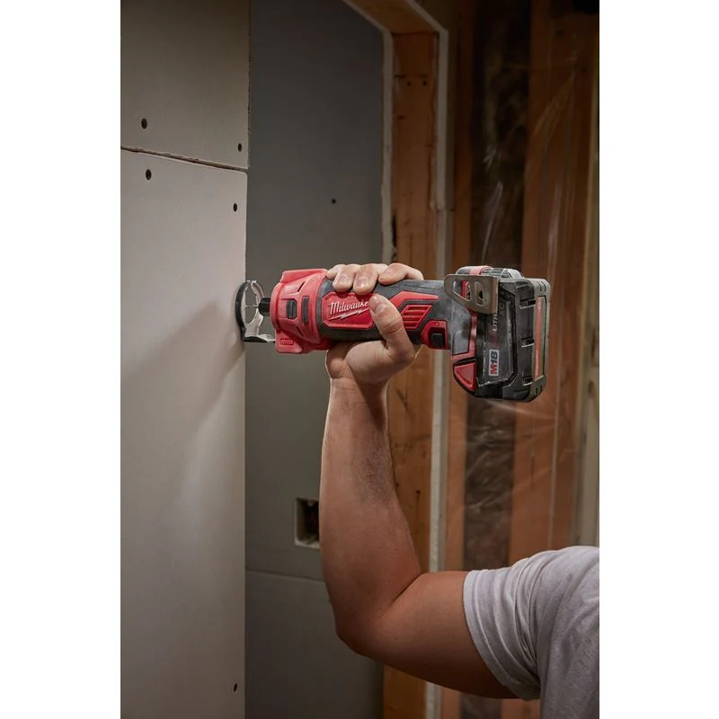Milwaukee 2627-22 M18 Cut Out Tool Kit - Image 4