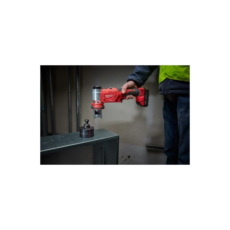 Milwaukee 2677-21 M18 FORCE LOGIC 6T Knockout Tool 1/2" - 2" Kit - Image 7
