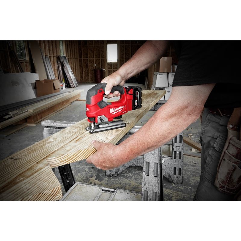 Milwaukee 2737-21 M18 FUEL D-Handle Jig Saw Kit - Image 3