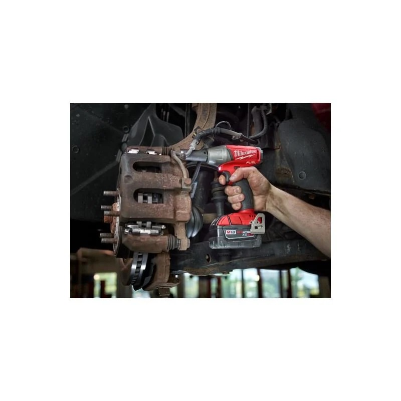 Milwaukee 2754-22 M18 FUEL 3/8 Compact Impact Wrench w/ Friction Ring Kit - Image 4