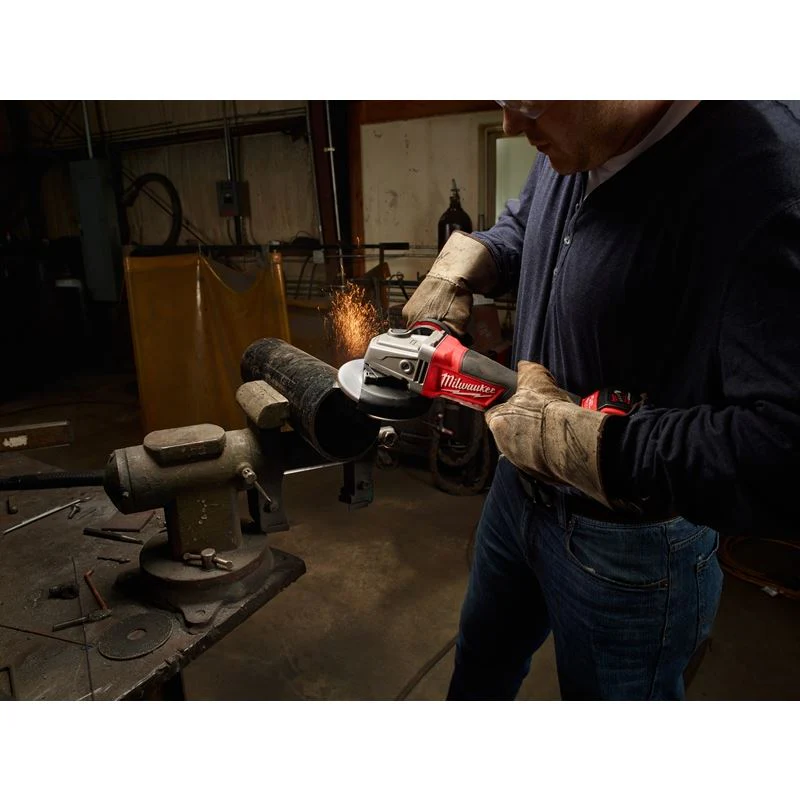 Milwaukee 2780-20 M18 FUEL 4-1/2" / 5" Grinder, Paddle Switch No-Lock - Image 4