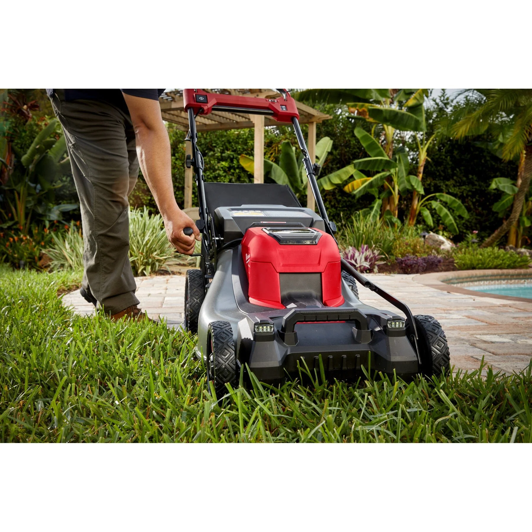 Milwaukee 2823-20 M18 FUEL™ 21" Self-Propelled Dual Battery Mower (Tool Only) - Image 36