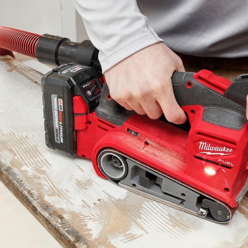 Milwaukee 2832-20 M18 Fuel Belt Sander - Image 37