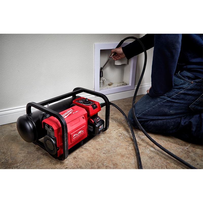 Milwaukee 2840-20 Milwaukee 2840-20 M18 FUELâ„¢ 2 Gallon Compact Quiet Compressor - Image 9