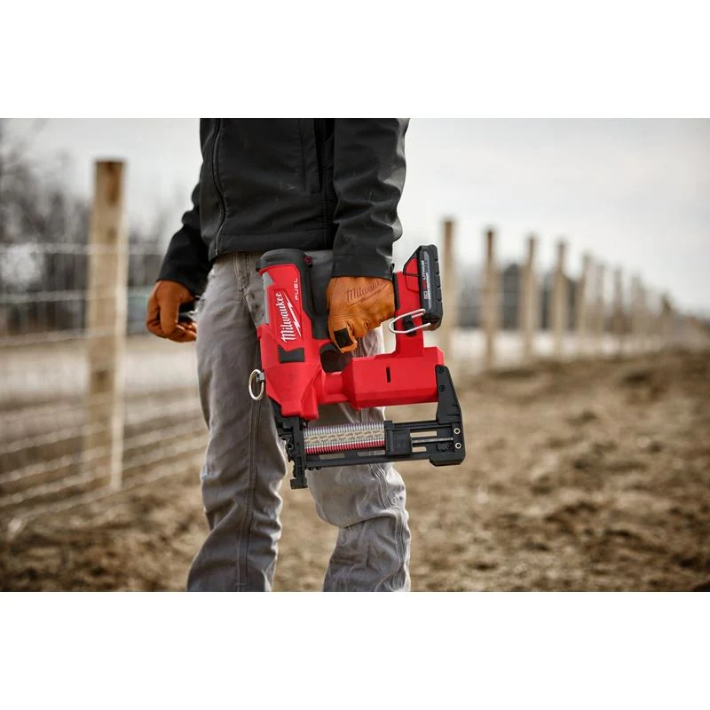 Milwaukee 2843-20 M18 FUEL UTILITY FENCING STAPLER - Image 28