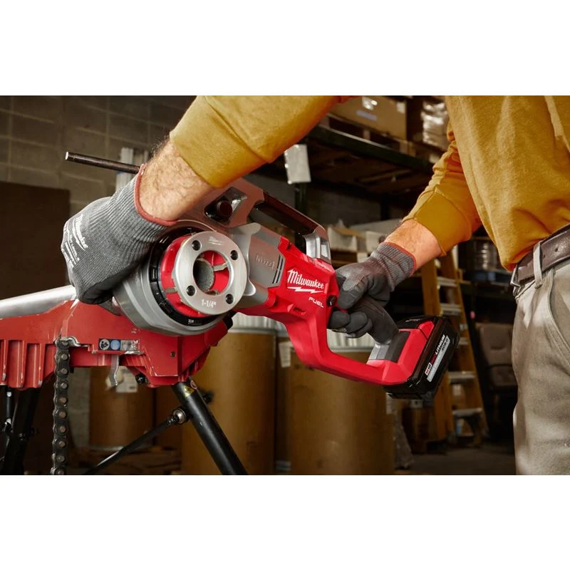 Milwaukee 2870-22 M18 FUEL Compact Pipe Threader w/ ONE-KEY w/ 1/2in - 1-1/4in Compact NPT Forged Aluminum Die Heads - Image 15