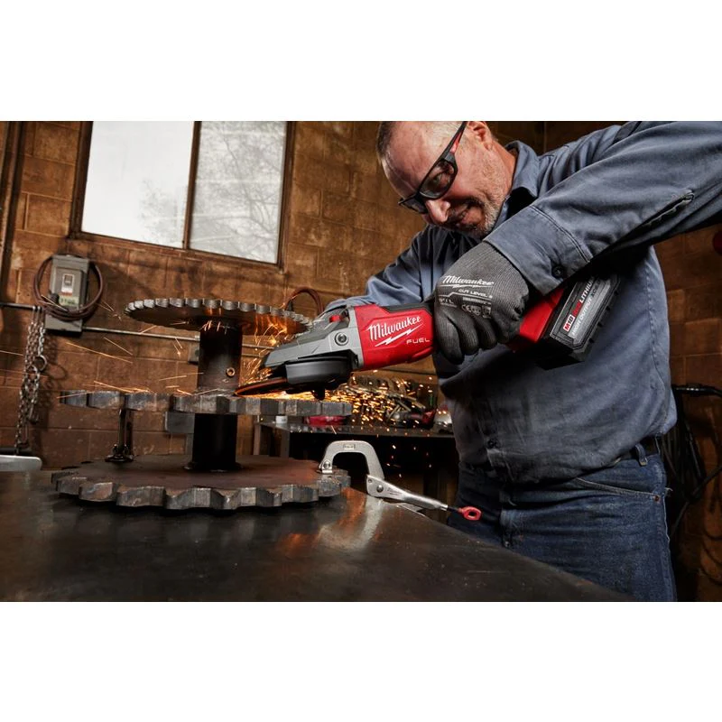 Milwaukee 2886-20 M18 FUEL 5in Flathead Braking Grinder, Paddle Switch No-Lock - Image 22