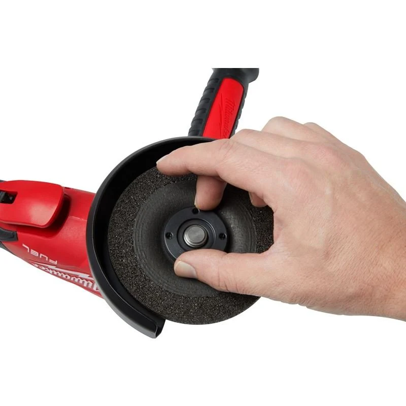 Milwaukee 2888-20 M18 FUEL 4-1/2in / 5in Variable Speed Braking Grinder, Paddle Switch No-Lock - Image 8