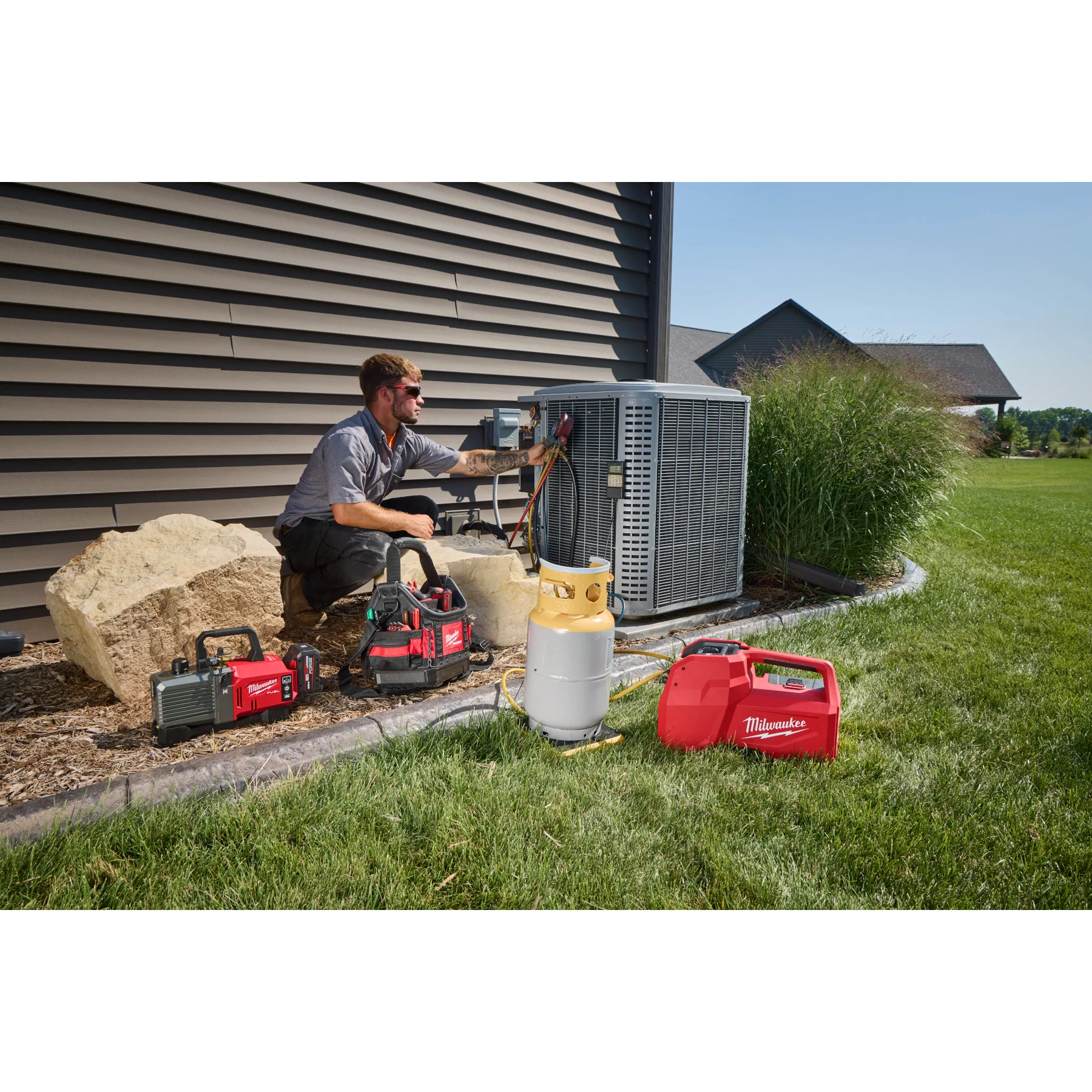 Milwaukee 2938-21 M18™ Brushless Refrigerant Recovery Machine - Image 29