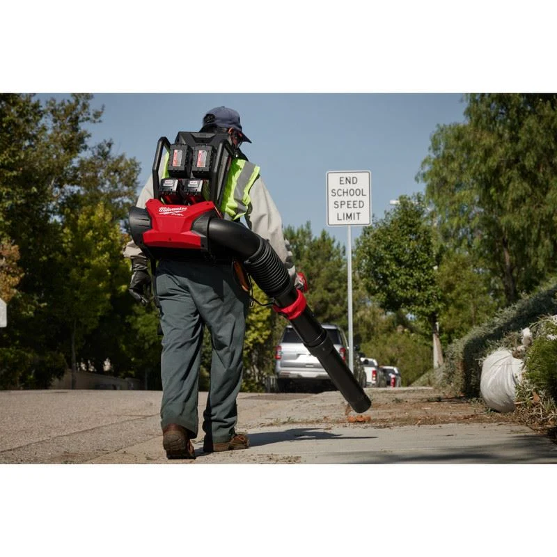 Milwaukee 3009-20 M18 FUEL Dual Battery Backpack Blower - Image 7