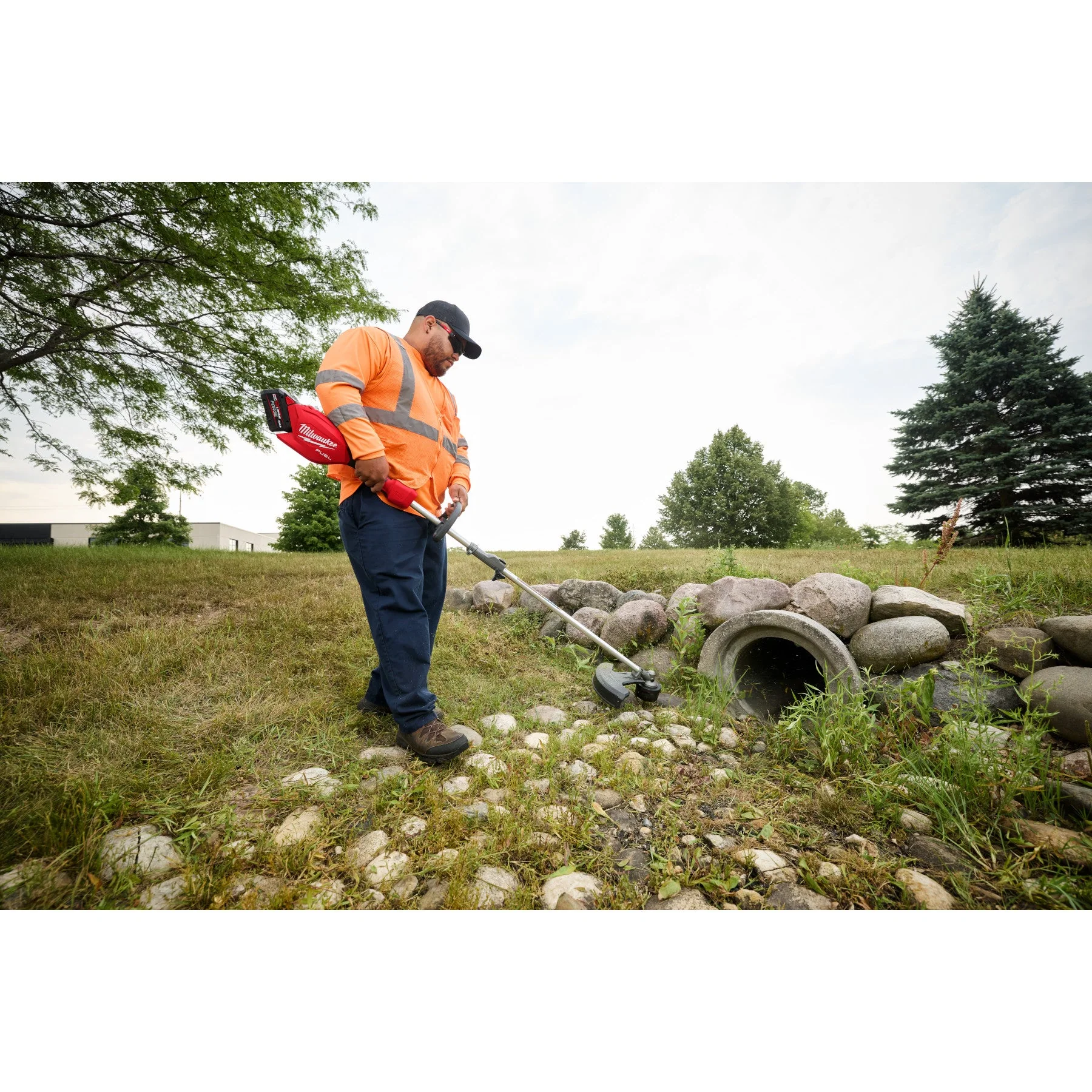 Milwaukee 3016-20ST M18 FUEL™ String Trimmer w/ QUIK-LOK™ - Image 6