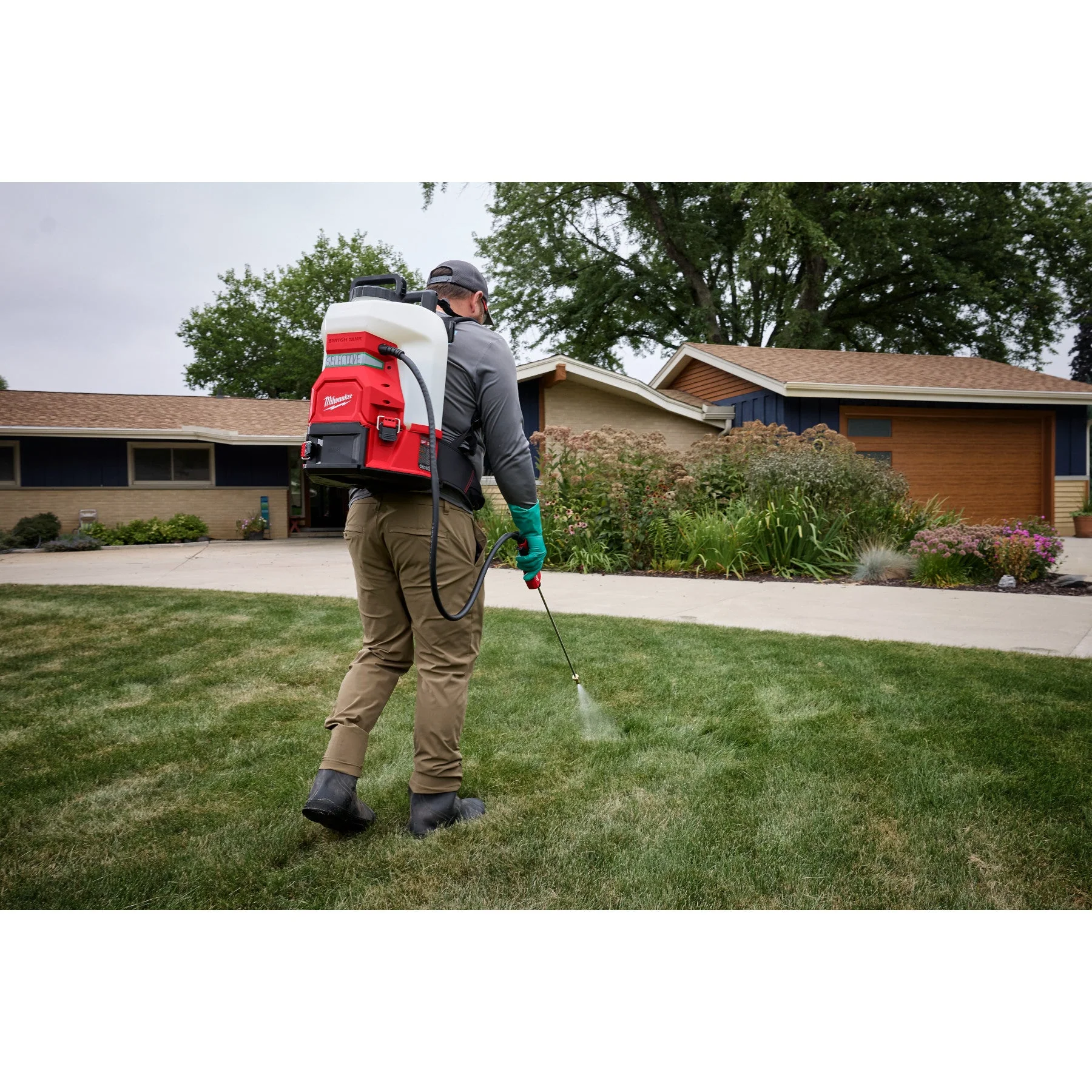 Milwaukee 3019-20PS M18™ 4-Gallon Backpack Sprayer w/ SWITCH TANK™ (Tool Only) - Image 8