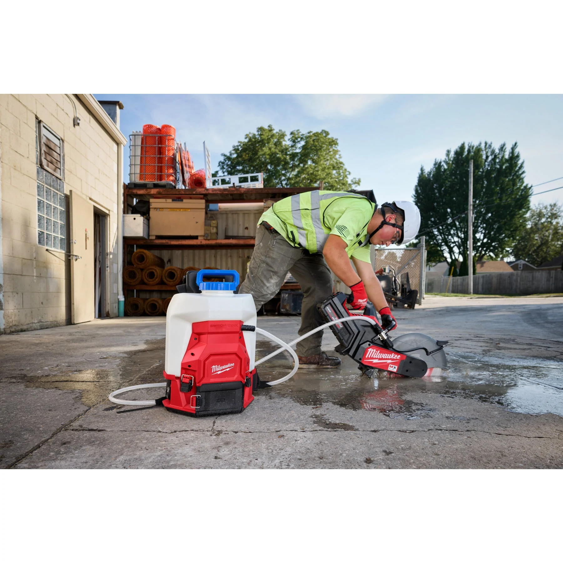 Milwaukee 3019-21PS M18™ 4-Gallon Backpack Sprayer w/ SWITCH TANK™ Kit - Image 14