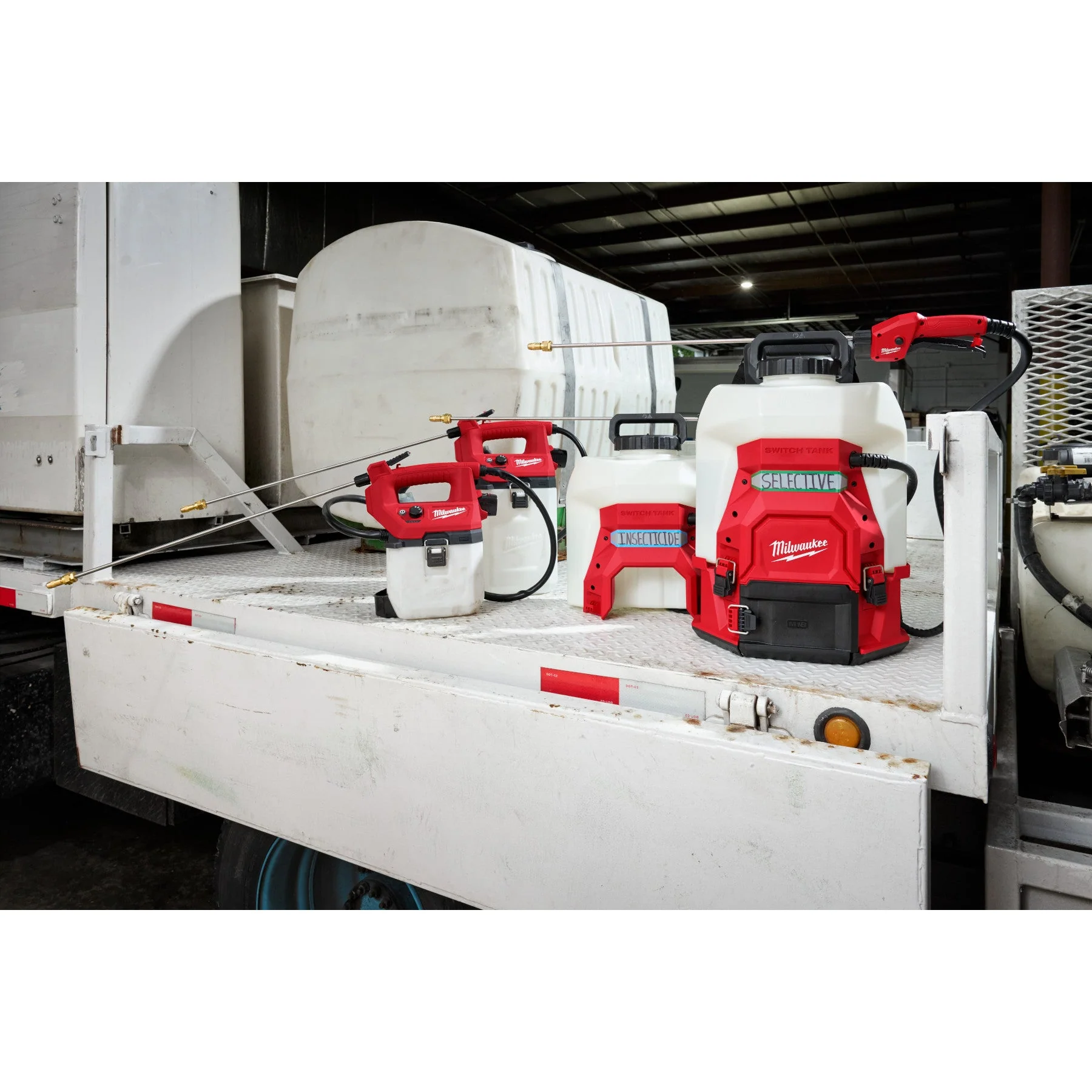 Milwaukee 3019-21PS M18™ 4-Gallon Backpack Sprayer w/ SWITCH TANK™ Kit - Image 7
