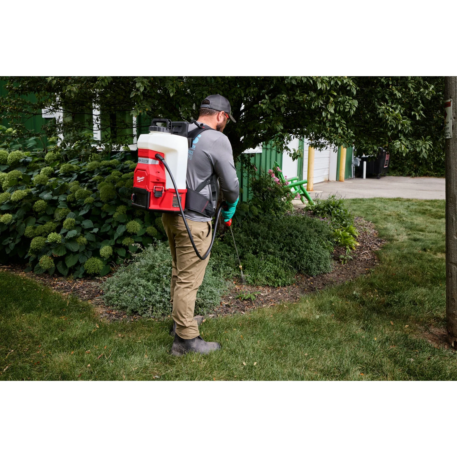 Milwaukee 3019-21PS M18™ 4-Gallon Backpack Sprayer w/ SWITCH TANK™ Kit - Image 9