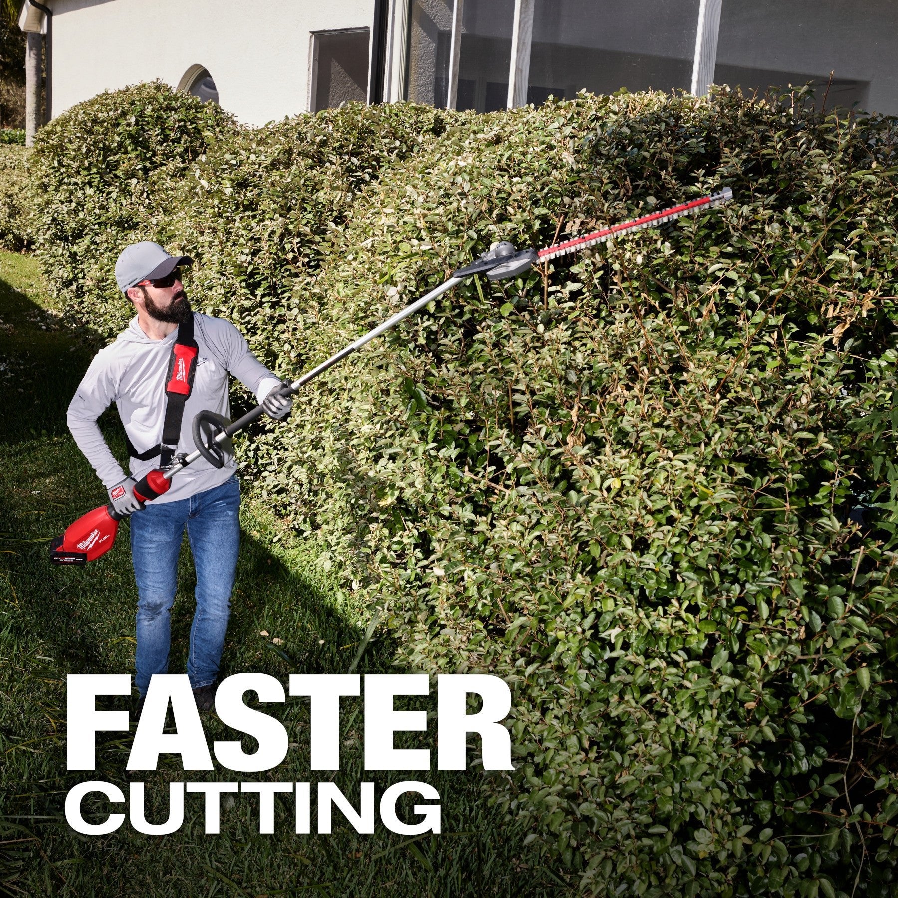 Milwaukee 3035-20 M18 FUEL™ Extended Pole Articulating Hedge Trimmer - Image 13