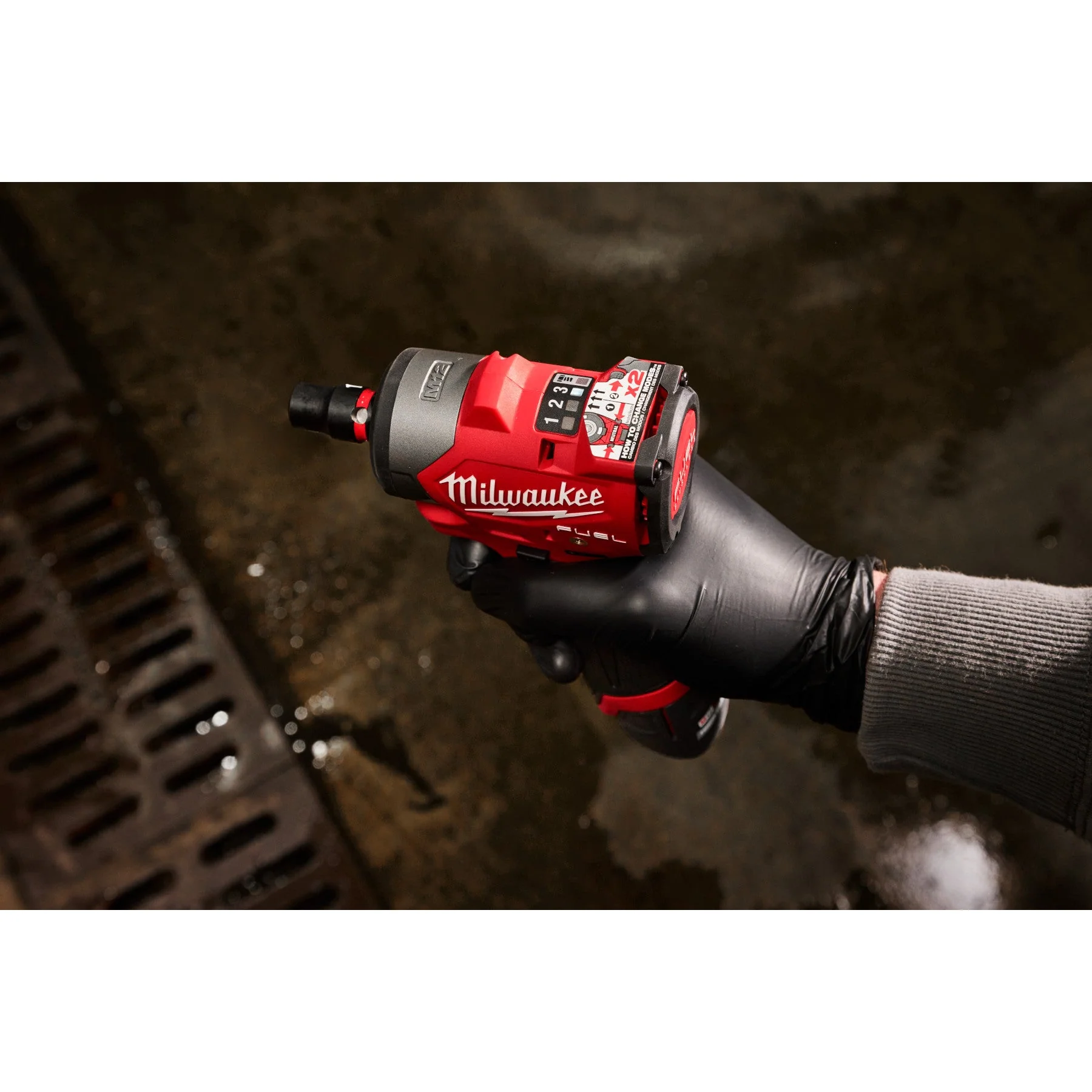 Milwaukee 3049-22 M12 FUEL™ 3/8" Subcompact Impact Wrench w/ Friction Ring Kit - Image 12