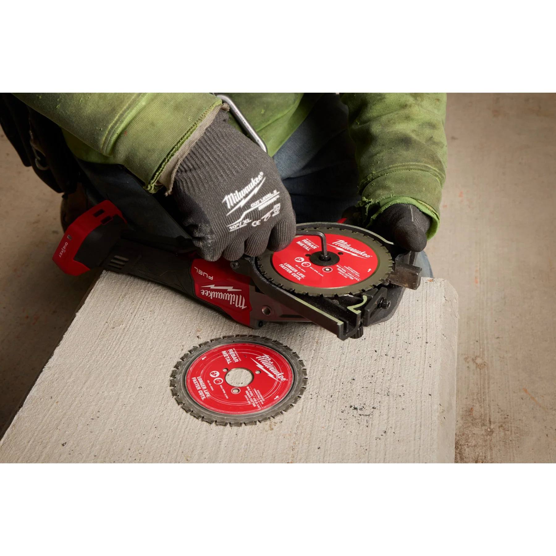 Milwaukee 3675-20 M18 FUEL™ #10 (1-1/4") Rebar Cutter - Image 16