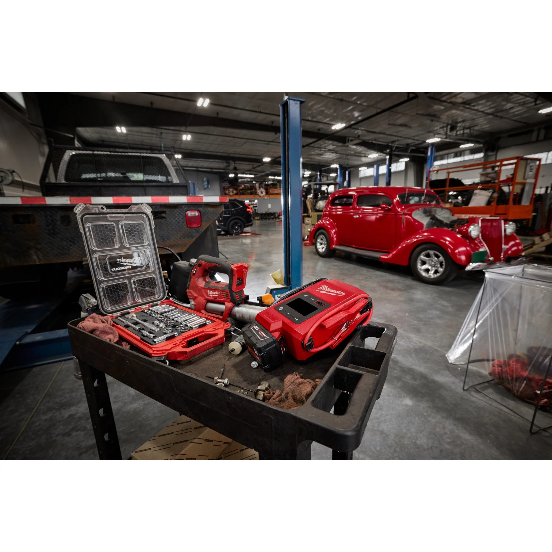 Milwaukee 3841-20 M18™ HOTSHOT™ Jump Starter - Image 30