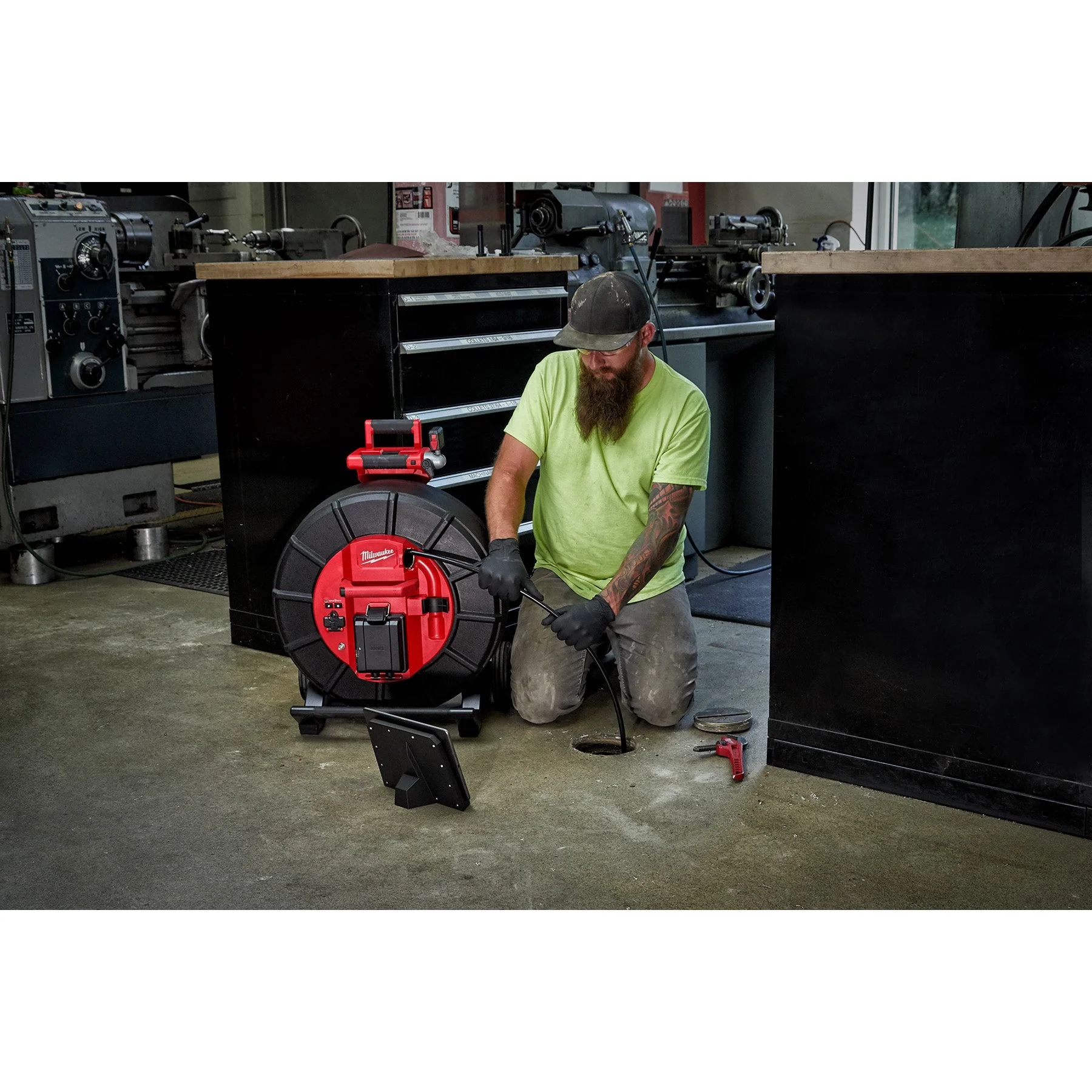 Milwaukee 3974-22 M18™ 200’ Stiff Modular Pipeline Inspection System - Image 20