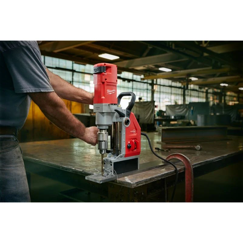 Milwaukee 4272-21 1-5/8" Electromagnetic Drill Kit - Image 3