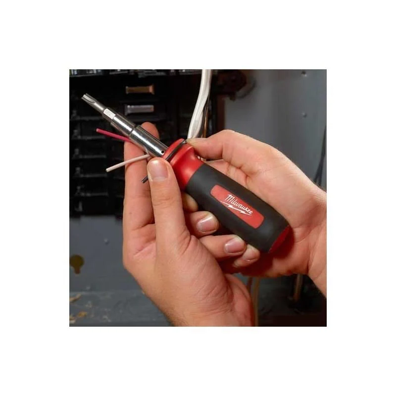 Milwaukee | 48-22-2114 11 IN 1 Screwdriver w/ Square Drive - Image 4