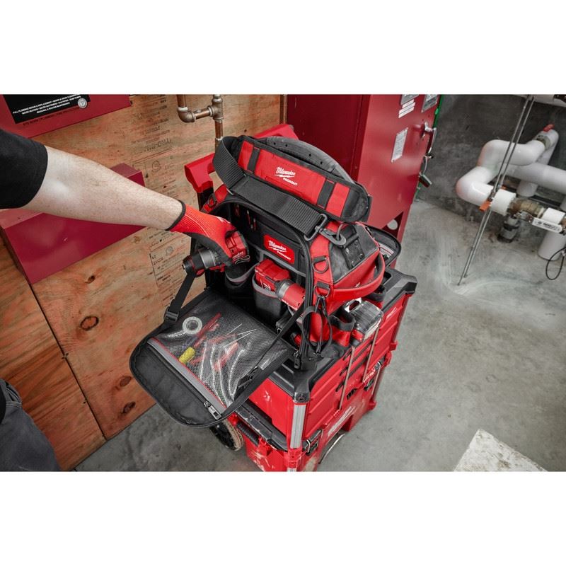 Milwaukee 48-22-8316 PACKOUT 15in Structured Tool Bag - Image 13